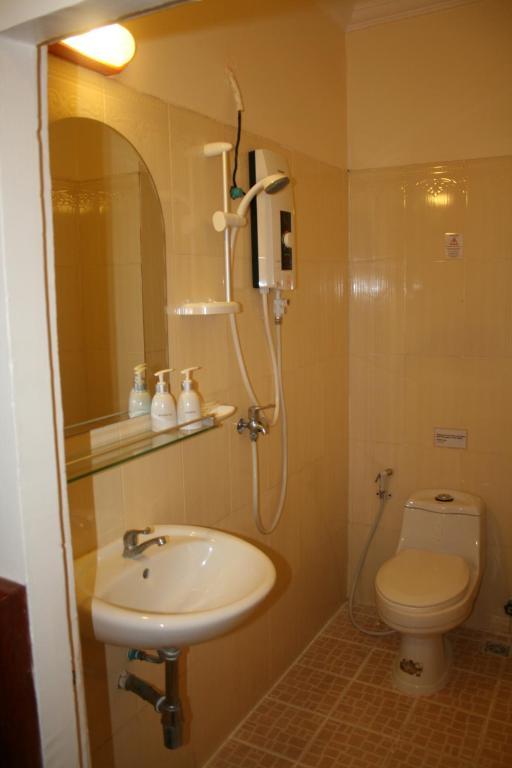 Firefly Guesthouse - The Berlin Angkor Siem Reap Rum bild