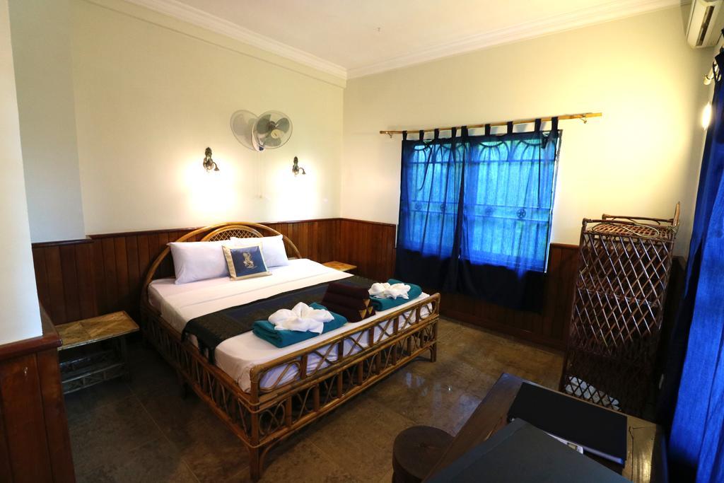 Firefly Guesthouse - The Berlin Angkor Siem Reap Exteriör bild