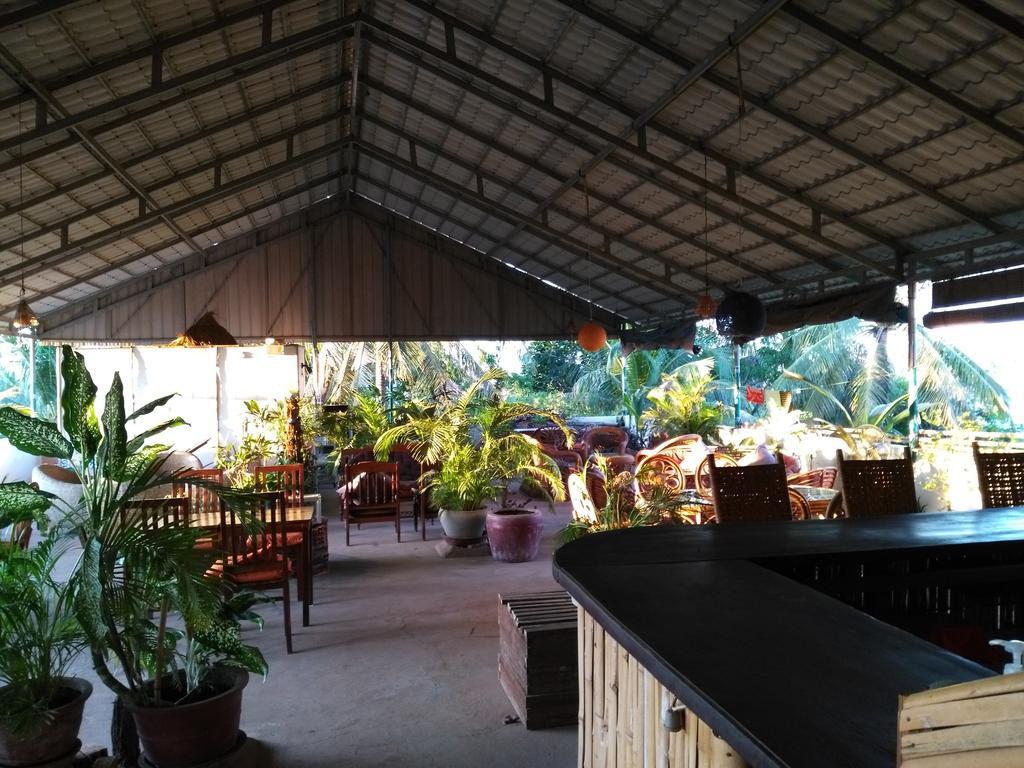 Firefly Guesthouse - The Berlin Angkor Siem Reap Exteriör bild