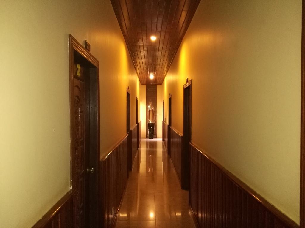 Firefly Guesthouse - The Berlin Angkor Siem Reap Exteriör bild