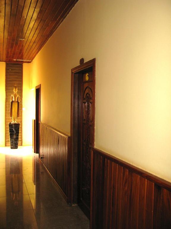 Firefly Guesthouse - The Berlin Angkor Siem Reap Exteriör bild