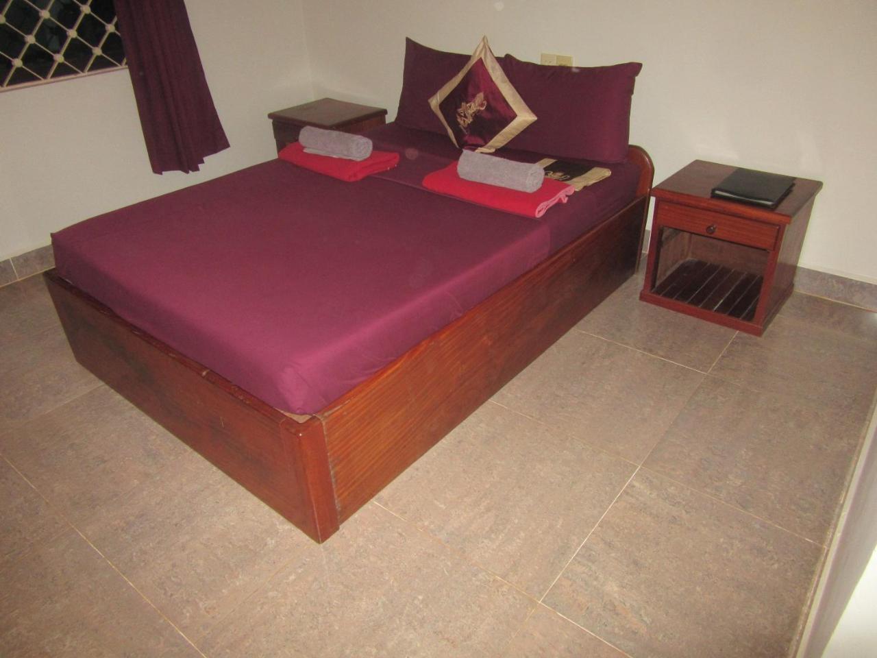 Firefly Guesthouse - The Berlin Angkor Siem Reap Exteriör bild